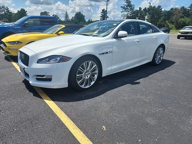 2017 Jaguar XJ XJ R-Sport