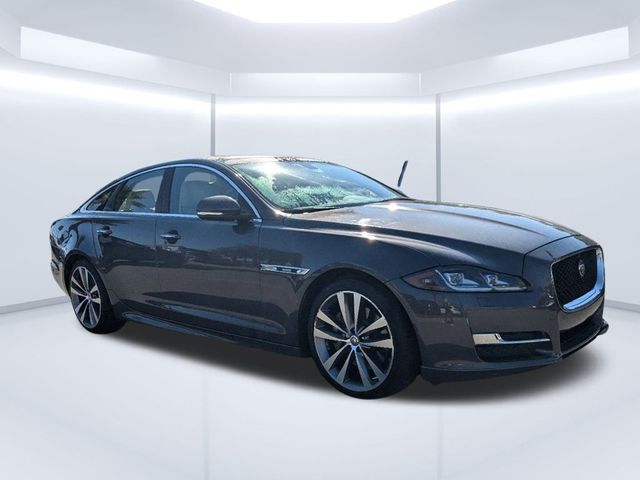 2017 Jaguar XJ XJ R-Sport