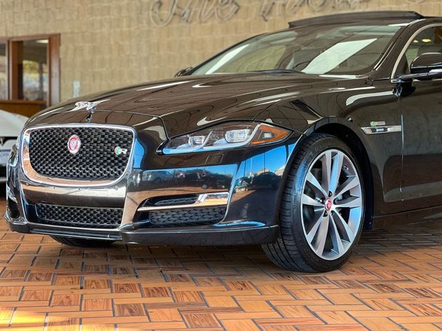 2017 Jaguar XJ XJ R-Sport