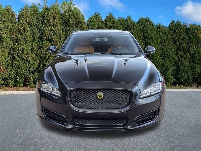 2017 Jaguar XJ XJR