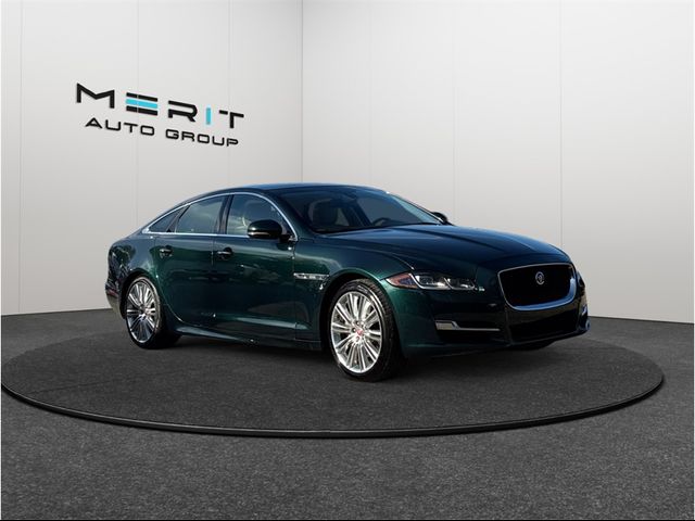 2017 Jaguar XJ XJ R-Sport