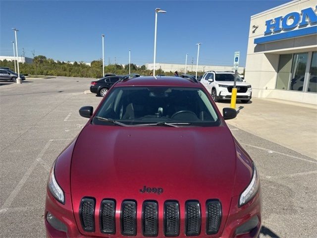 2017 Jeep Cherokee Sport