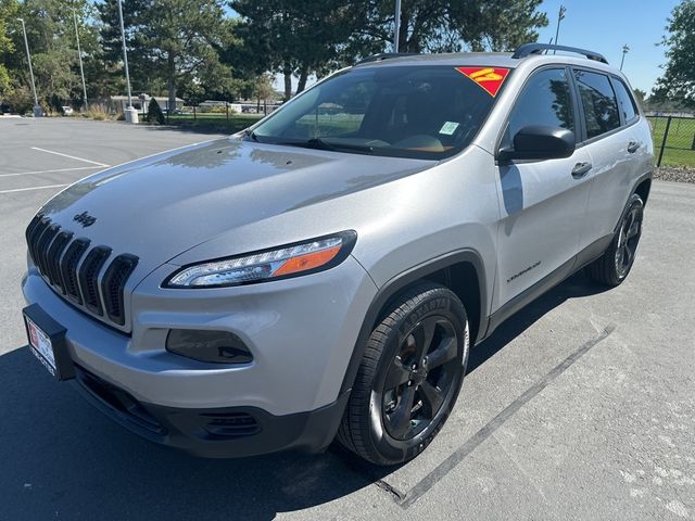 2017 Jeep Cherokee Sport