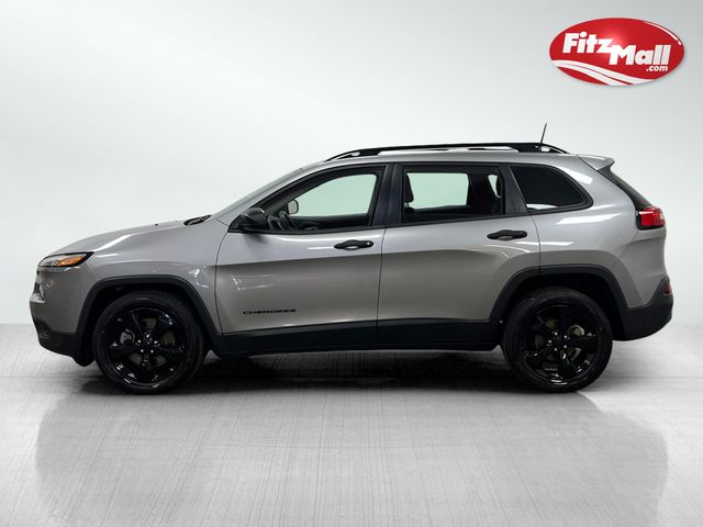 2017 Jeep Cherokee Sport