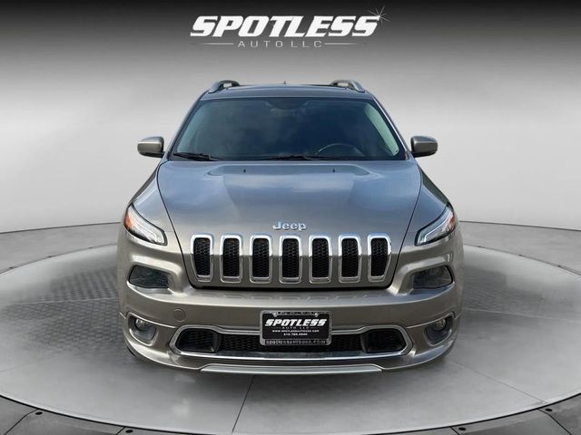 2017 Jeep Cherokee Overland