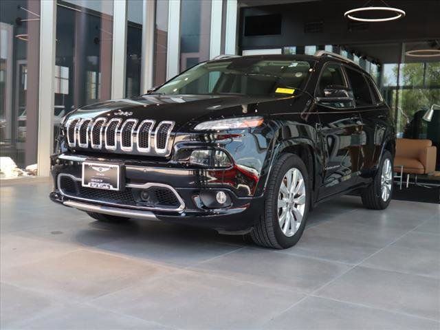 2017 Jeep Cherokee Overland