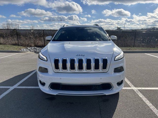 2017 Jeep Cherokee Overland