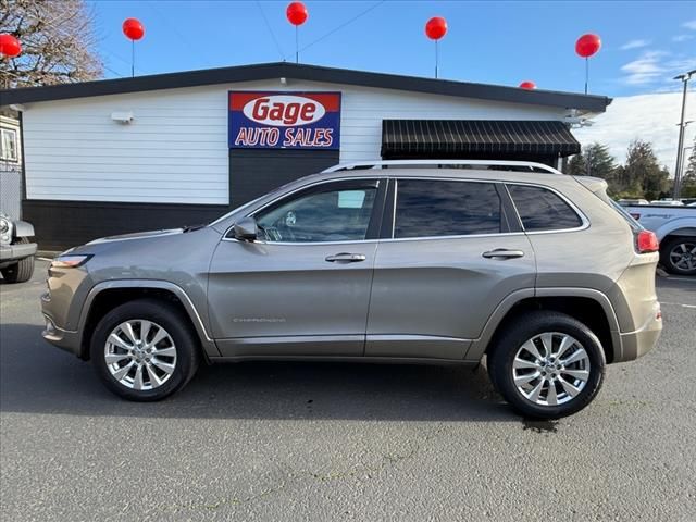 2017 Jeep Cherokee Overland