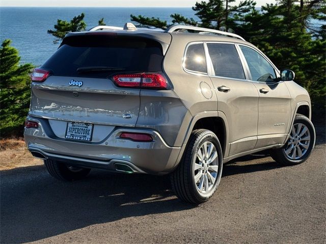 2017 Jeep Cherokee Overland