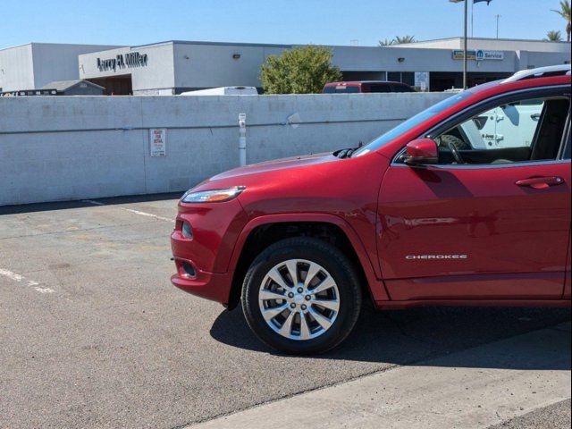 2017 Jeep Cherokee Overland