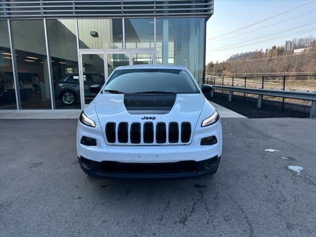 2017 Jeep Cherokee Sport