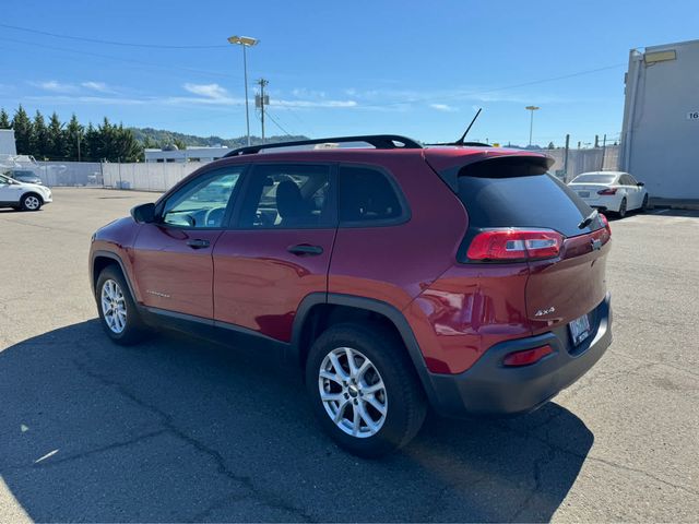 2017 Jeep Cherokee Sport