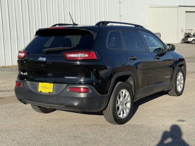 2017 Jeep Cherokee Sport