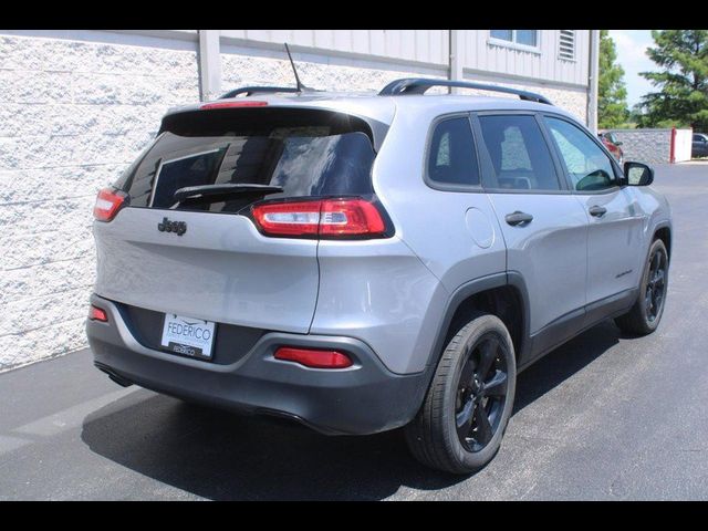 2017 Jeep Cherokee Sport