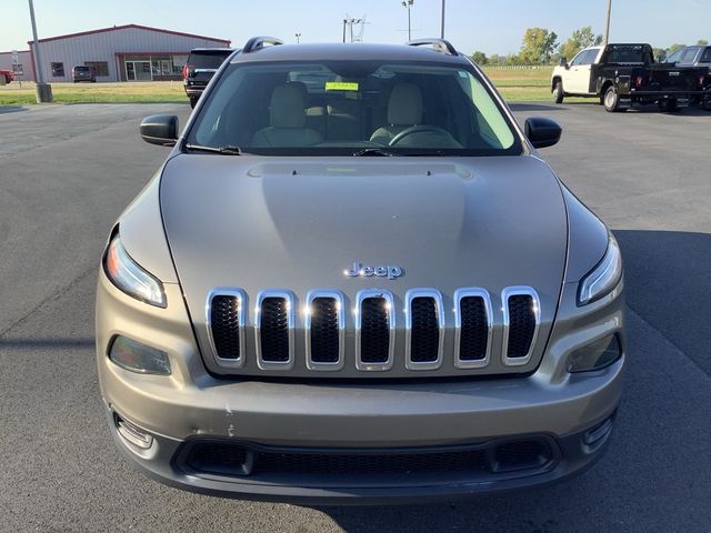 2017 Jeep Cherokee Sport