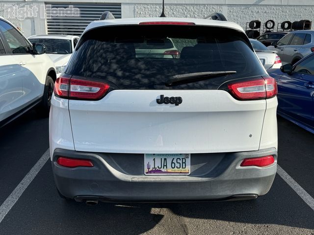 2017 Jeep Cherokee Sport