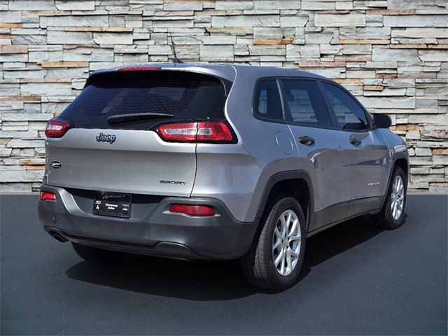 2017 Jeep Cherokee Sport