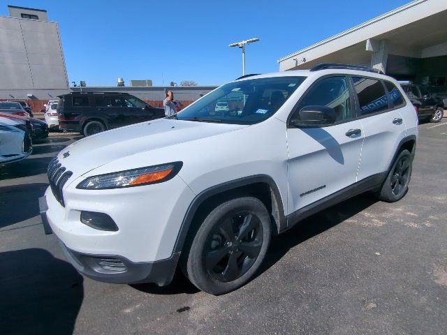 2017 Jeep Cherokee Sport