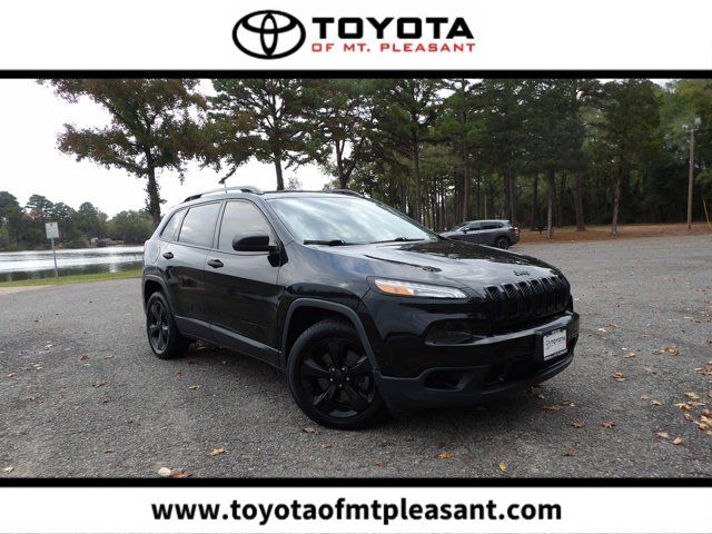 2017 Jeep Cherokee Sport