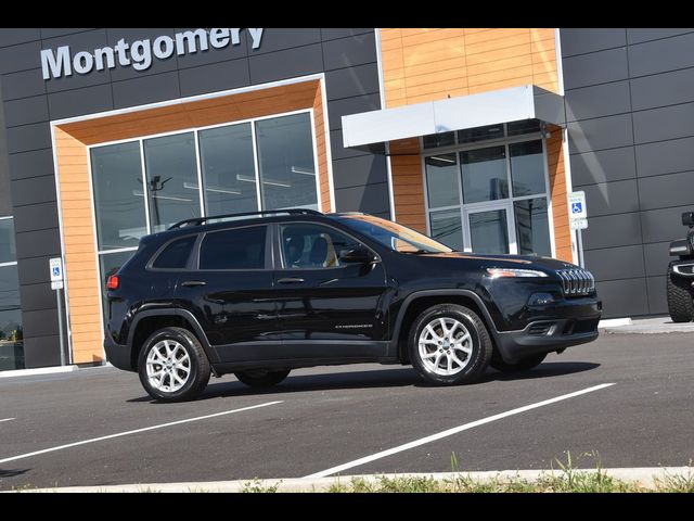 2017 Jeep Cherokee Sport