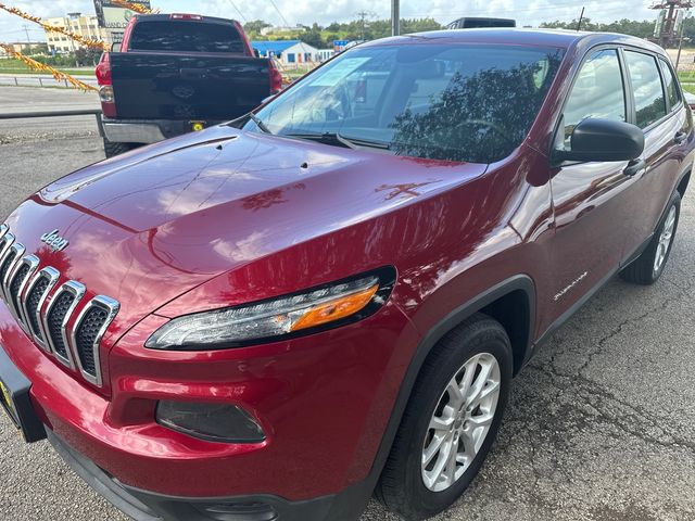 2017 Jeep Cherokee Sport