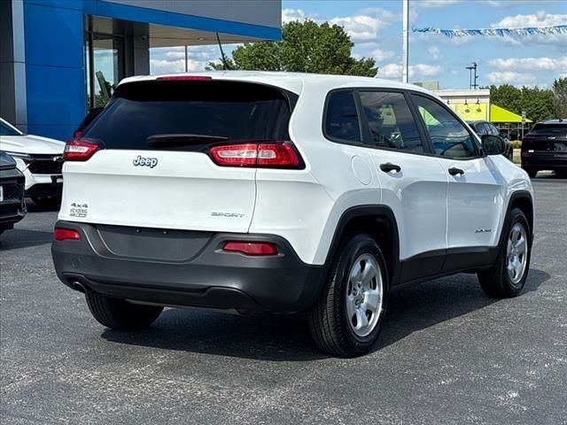 2017 Jeep Cherokee Sport