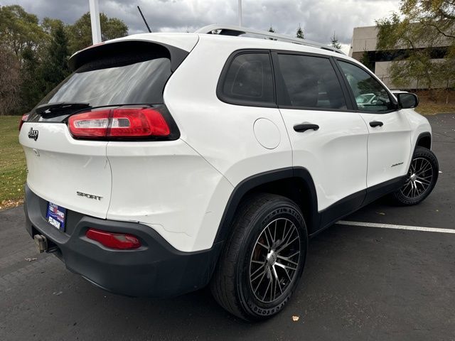 2017 Jeep Cherokee Sport