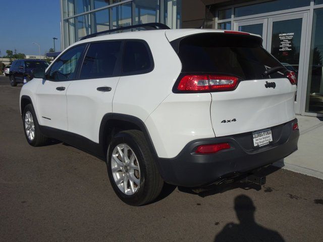 2017 Jeep Cherokee Sport