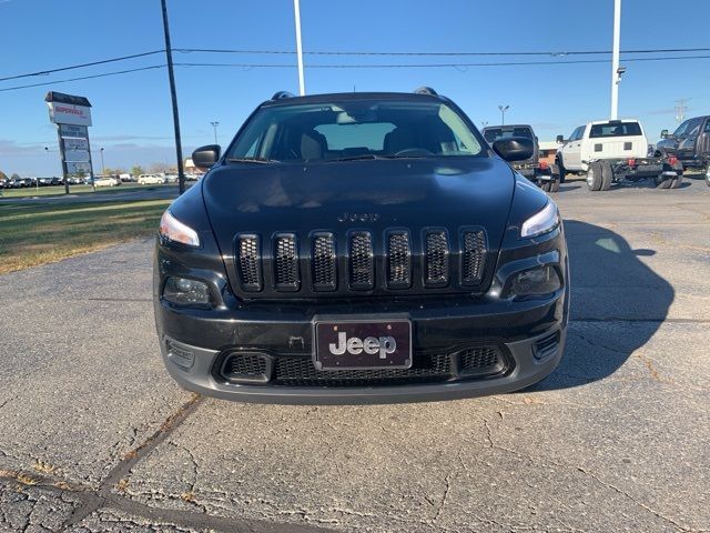 2017 Jeep Cherokee Sport