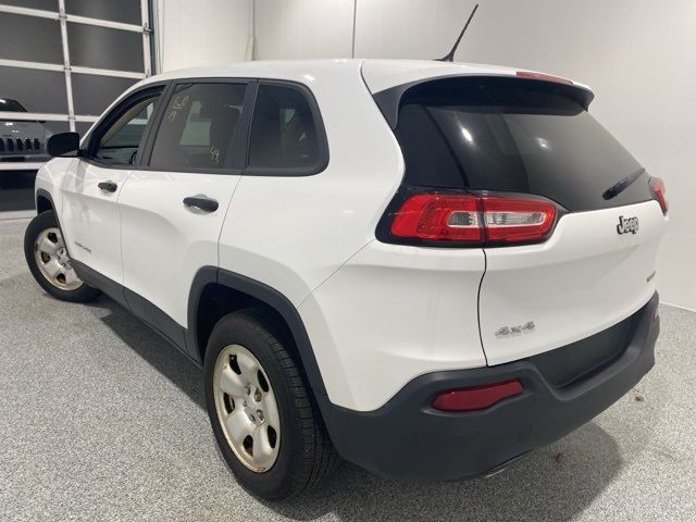 2017 Jeep Cherokee Sport