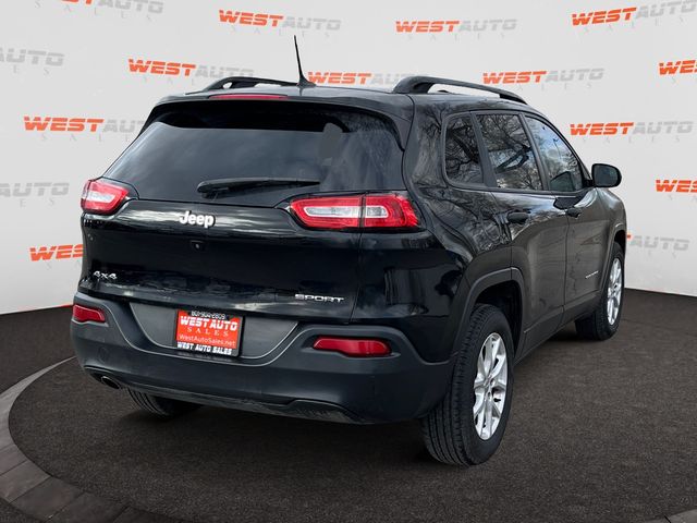 2017 Jeep Cherokee Sport