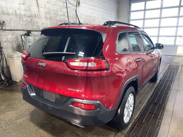 2017 Jeep Cherokee Sport