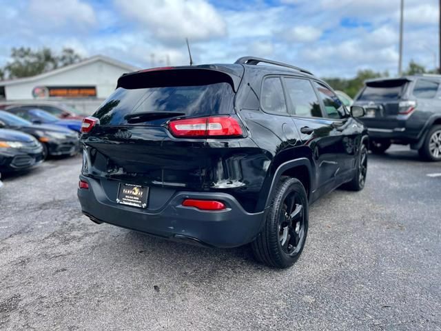 2017 Jeep Cherokee Sport