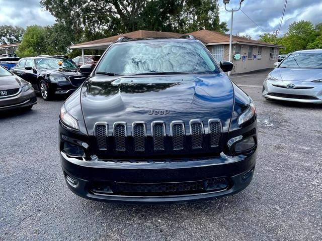 2017 Jeep Cherokee Sport