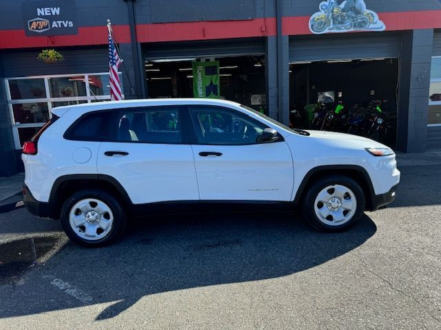 2017 Jeep Cherokee Sport