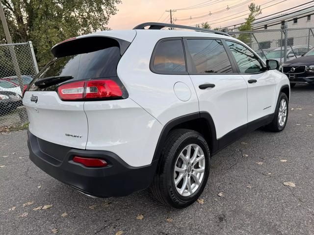 2017 Jeep Cherokee Sport