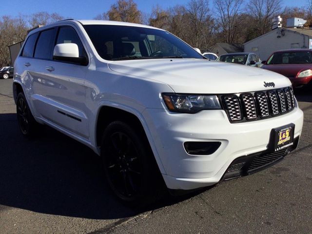 2017 Jeep Grand Cherokee Altitude