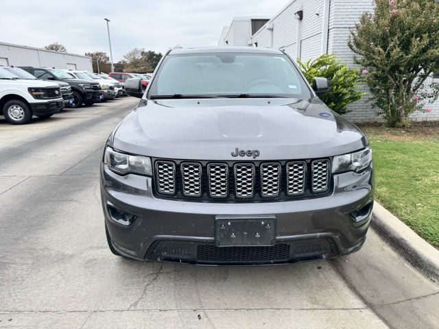 2017 Jeep Grand Cherokee Altitude