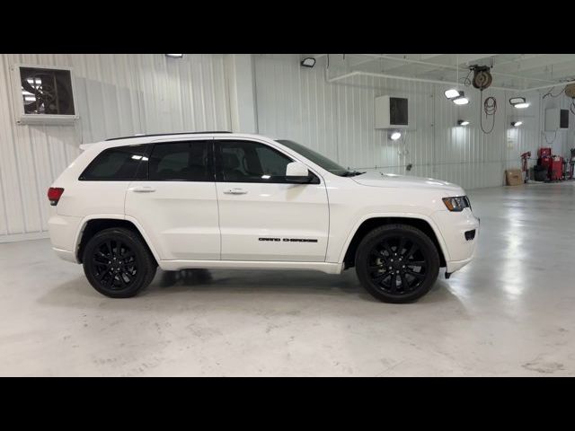 2017 Jeep Grand Cherokee Altitude