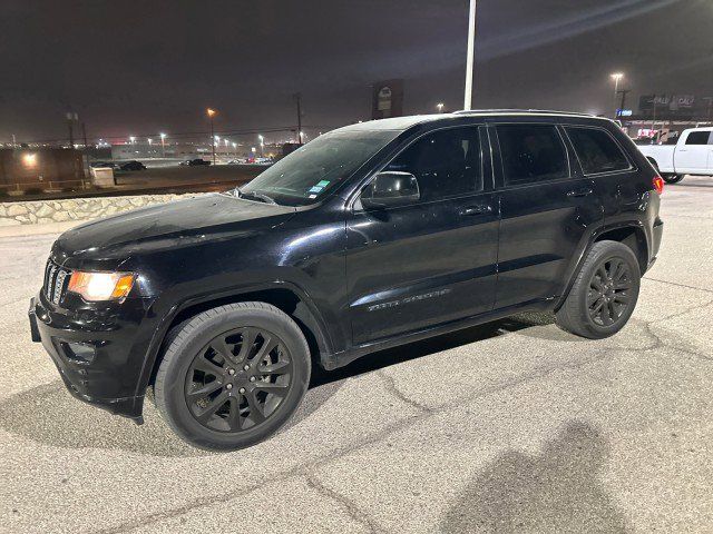 2017 Jeep Grand Cherokee Altitude