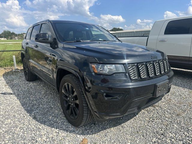 2017 Jeep Grand Cherokee Altitude