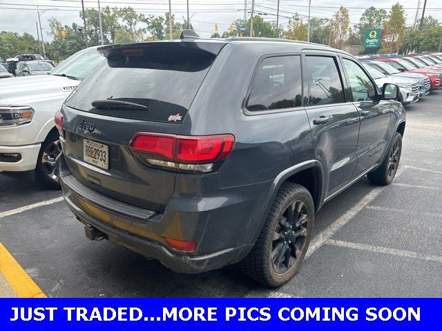 2017 Jeep Grand Cherokee Altitude