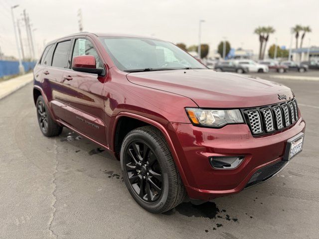 2017 Jeep Grand Cherokee Altitude