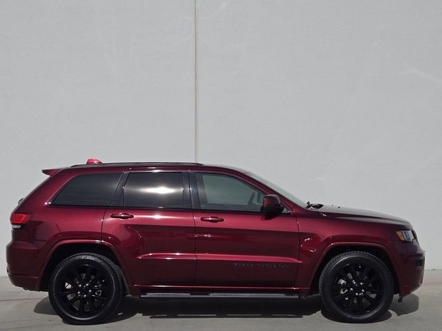 2017 Jeep Grand Cherokee Altitude