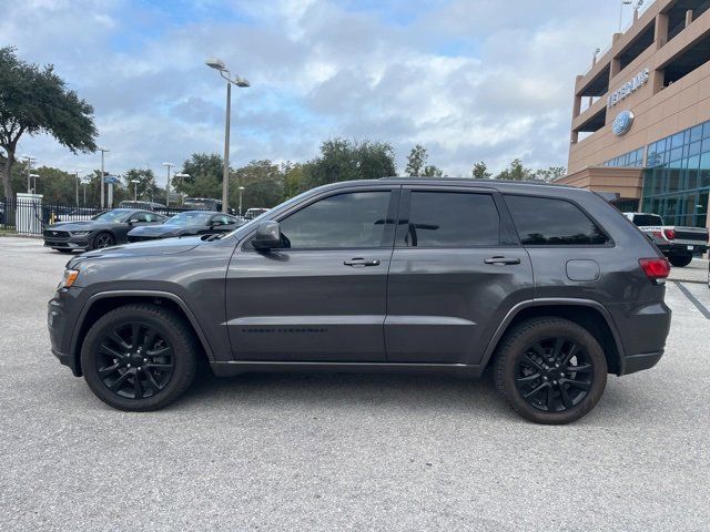 2017 Jeep Grand Cherokee Altitude