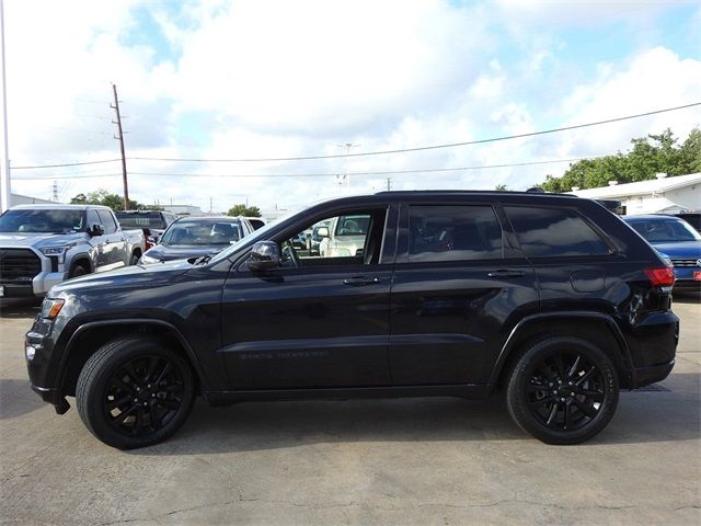 2017 Jeep Grand Cherokee Altitude