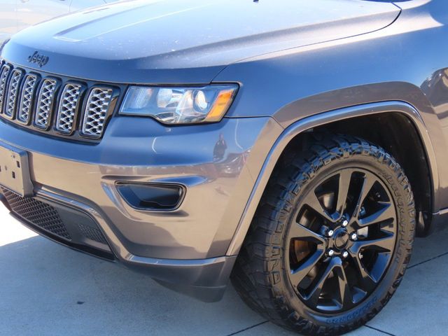 2017 Jeep Grand Cherokee Altitude