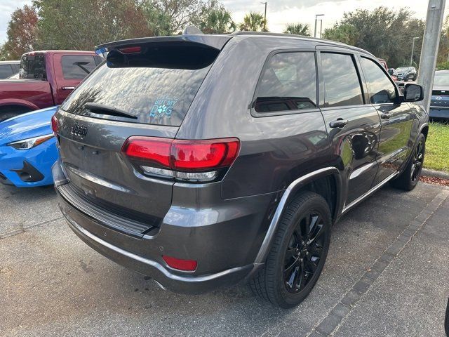 2017 Jeep Grand Cherokee Altitude