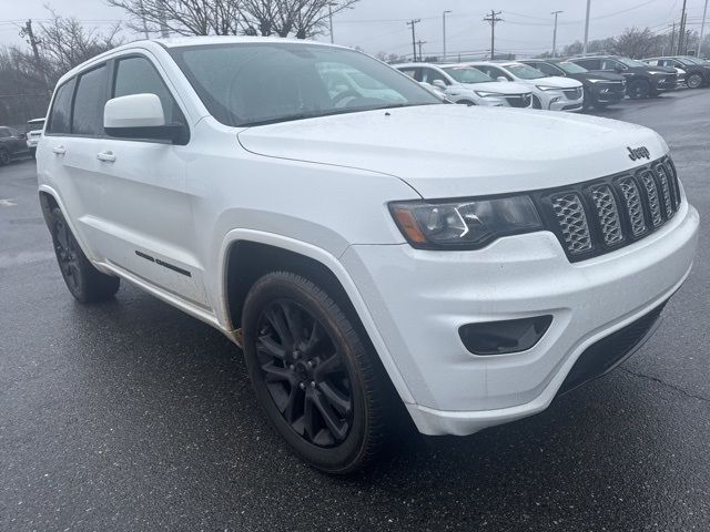 2017 Jeep Grand Cherokee Altitude