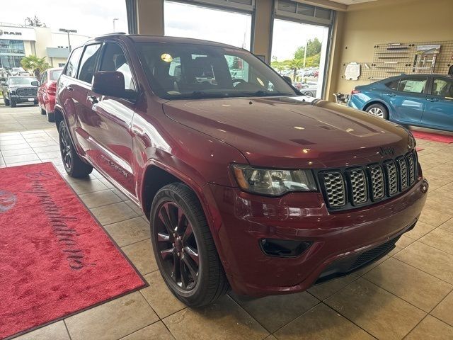 2017 Jeep Grand Cherokee Altitude
